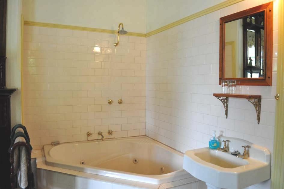 Bed and Breakfast Ormiston House Strahan Habitación foto
